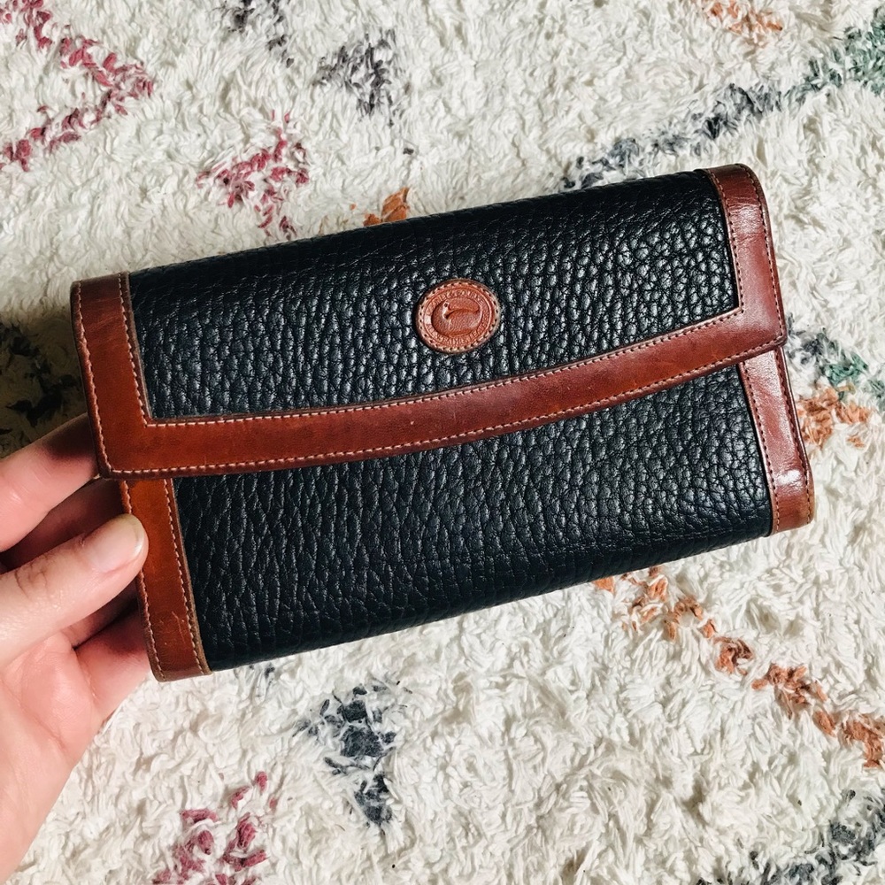 Vintage Dooney & Bourke Wallet